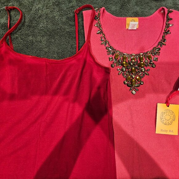 Lot of 2 New Red Tank Tops - Picture 1 of 6